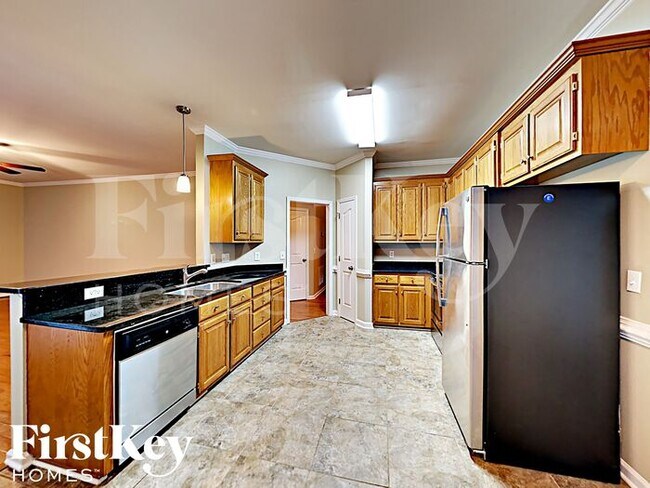 Building Photo - 9000 Mapledale Ct