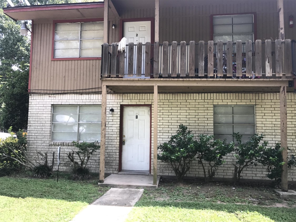 Primary Photo - 1265 Keeland Ln