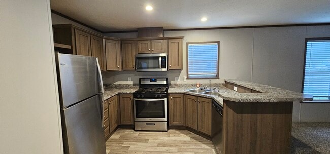 Building Photo - 256 Magnolia Pl