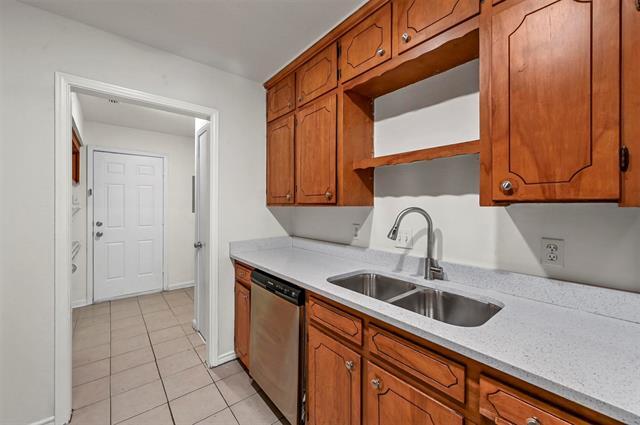 Building Photo - 939 Lindy Ct