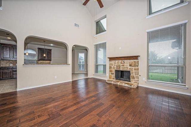 Building Photo - 2408 Silverthorn Ct