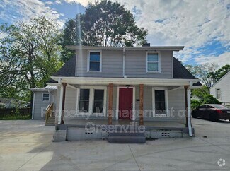 Building Photo - 504 S Main St