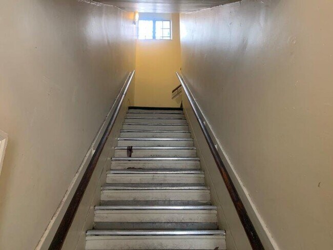 Foto del edificio - 213 N 2nd St