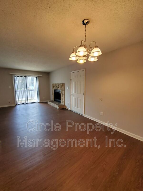 Building Photo - 3930 Pulaski Pike NW