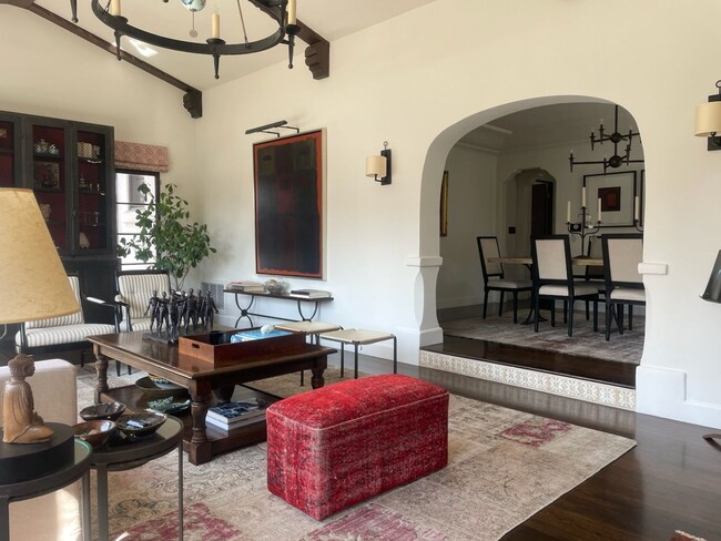 Building Photo - Fully Furnished Stunning Spanish Style 2 B...