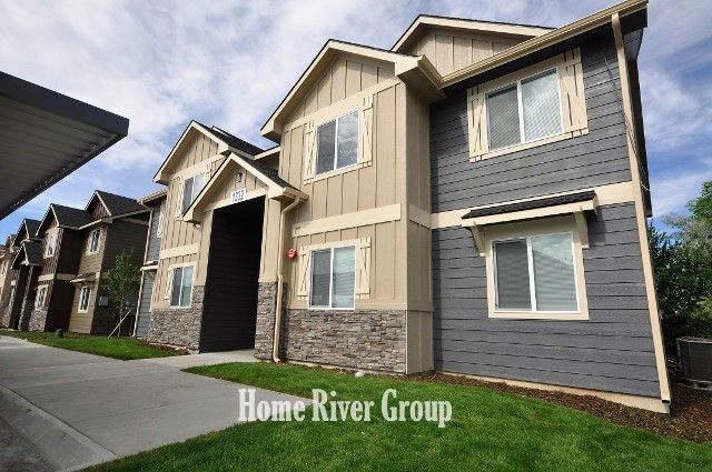 Primary Photo - Welcome to Creekside Apartments