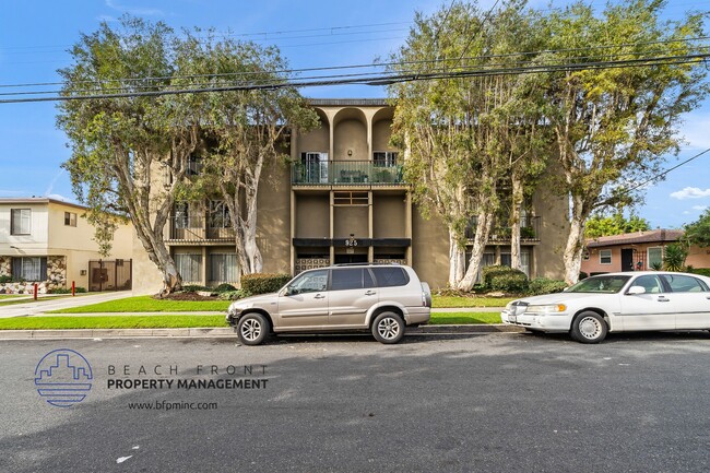 Building Photo - 925 N. Inglewood Ave.