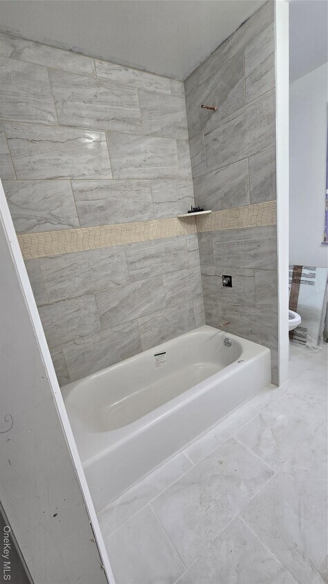 Foto del edificio - 641 S 5th Ave