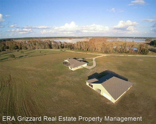 Foto del edificio - 4 br, 4 bath House - 10545 Lake Gary Rd