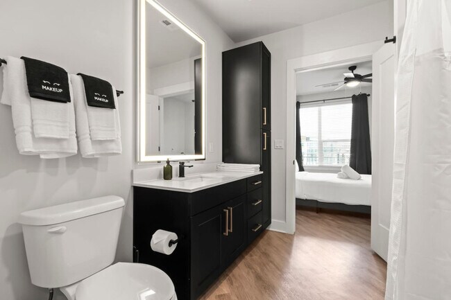 Foto del edificio - 2317 W Grace St