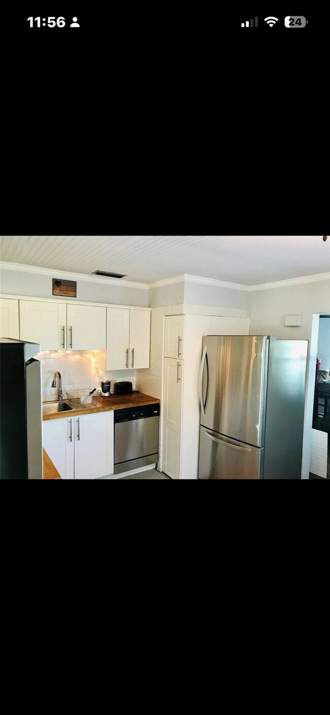 Foto del edificio - 834 61st Ave NE