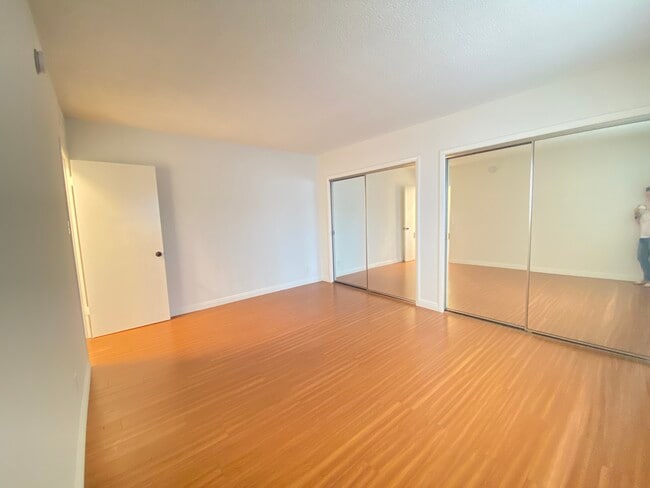 Foto del edificio - 3755 Mentone Ave