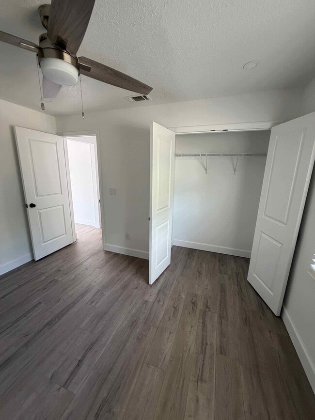 Building Photo - 11803 Alafaya Woods Ct