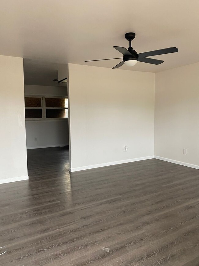 Building Photo - LIMITED TIME**1/2 OFF DEPOSIT**