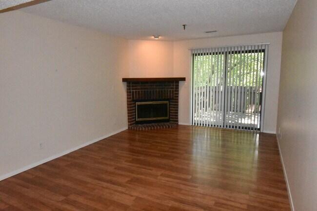 Foto del edificio - 1360 Brook St