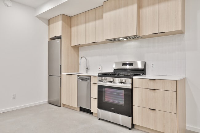 Grand rangement dans la cuisine - 28 Salem Av