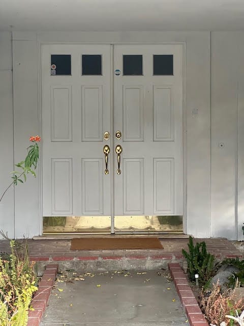 Entrance 1 - 11344 Baird Ave