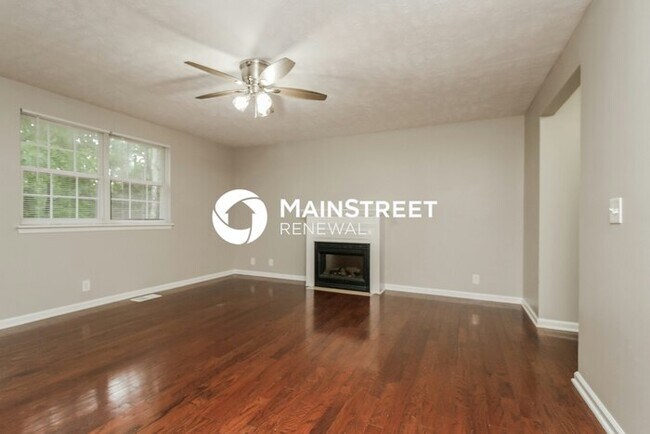 Foto del edificio - 3 Bedroom Pet-Friendly Home in Nashville, TN with Main Street Renewal