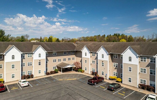 Building Photo - Montgomery Manor