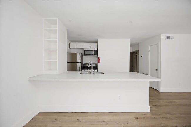 Foto del edificio - 2218 Hazard St