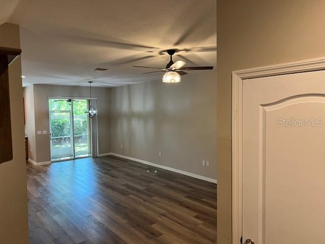 Building Photo - 5573 Rutherford Pl