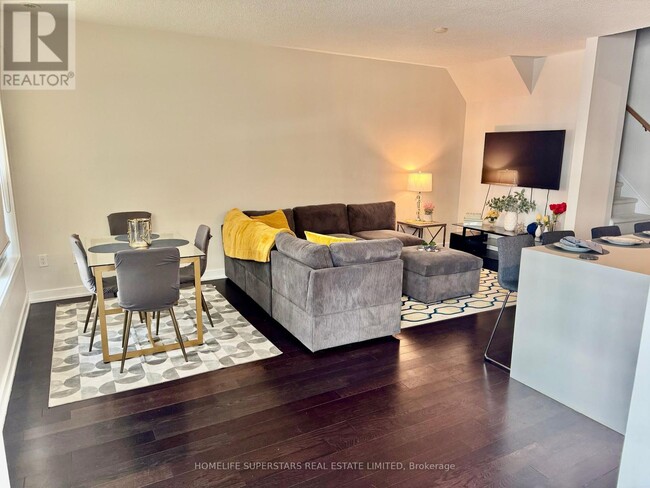 Building Photo - 4070 Parkside Village Dr