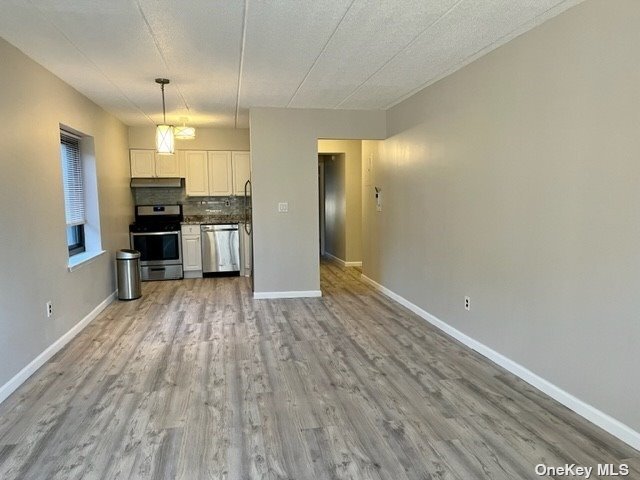 Foto del edificio - 213-02 42nd Ave