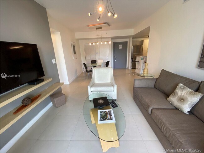 Foto del edificio - 185 SE 14th Terrace