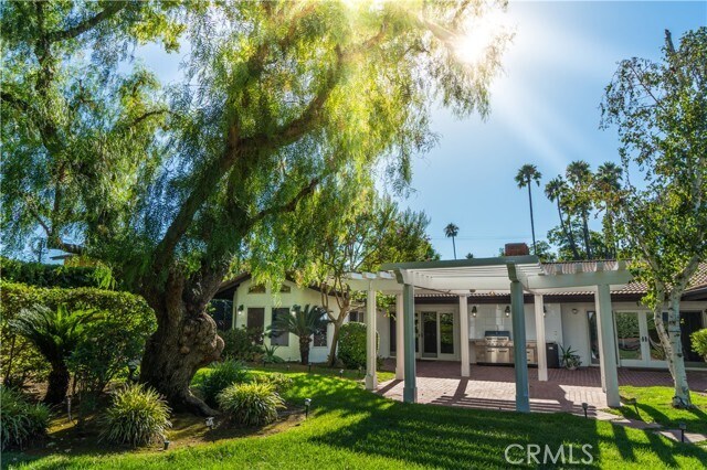 Foto del edificio - 5054 Encino Ave