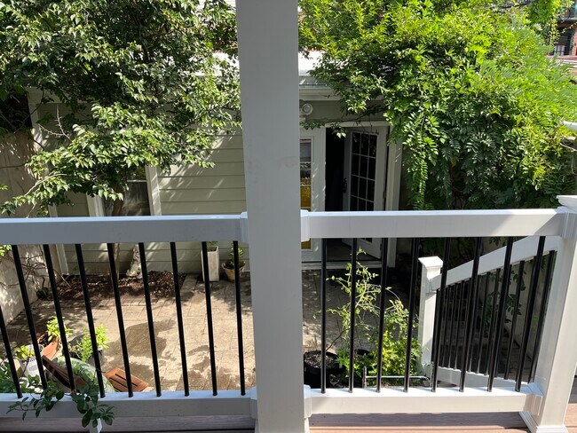 Foto del edificio - 113 R St NW