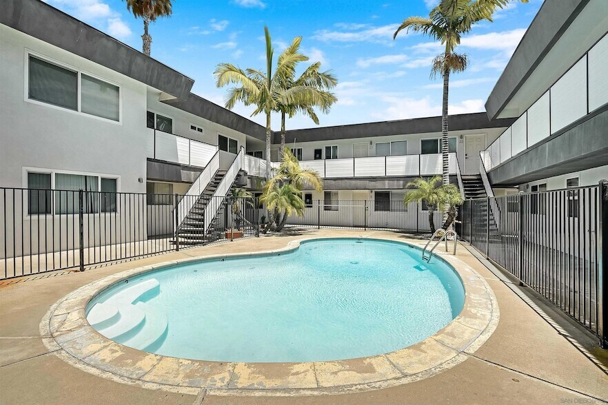 Foto principal - 2275 Grand Ave