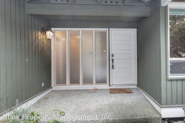 Building Photo - 4 br, 3 bath House - 4452 145th Ave SE