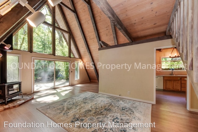 Building Photo - 3 br, 2 bath House - 182 CANYON ROAD