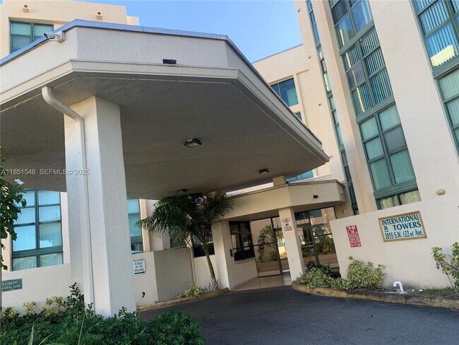 Foto del edificio - 2055 SW 122nd Ave