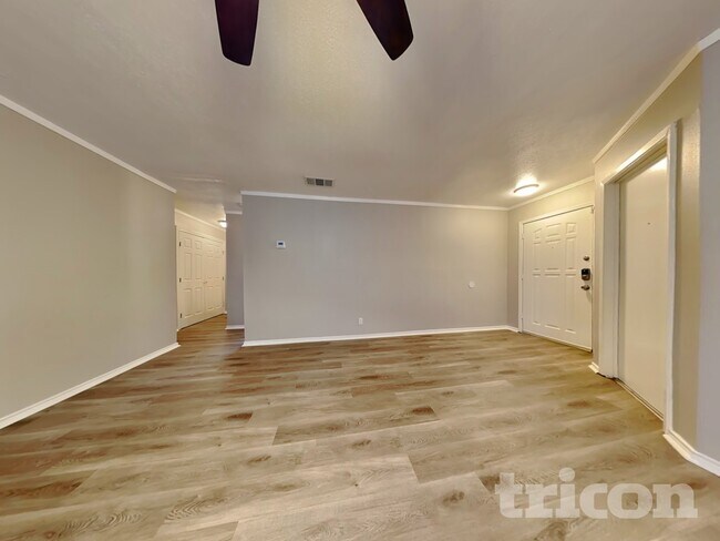 Building Photo - 7454 Myrtle Trail