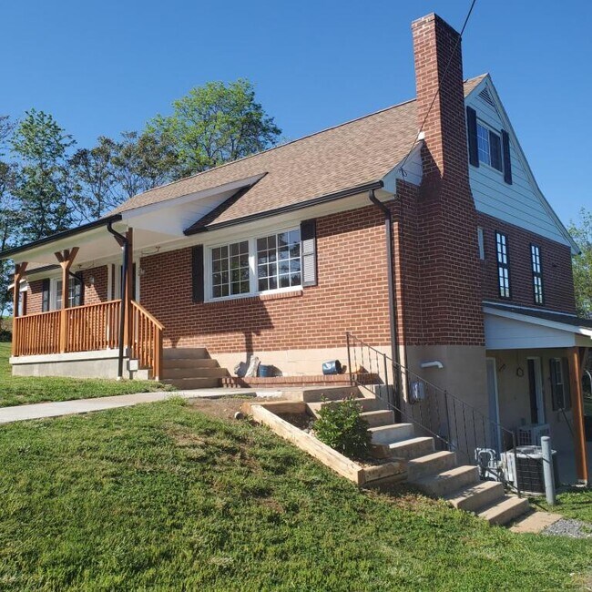 766 Borden Road House for Rent in Lexington, VA