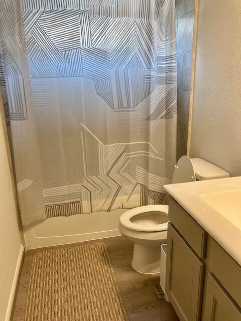 Foto del edificio - 2643 Dry Creek Dr