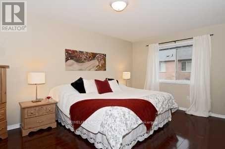 Building Photo - 26 MacGregor Ave