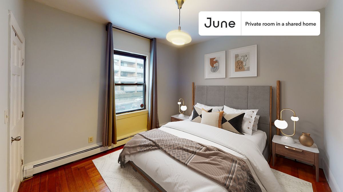 Private bedroom in 4 bed/2 bath Home - Private bedroom in 4 bed/2 bath Home