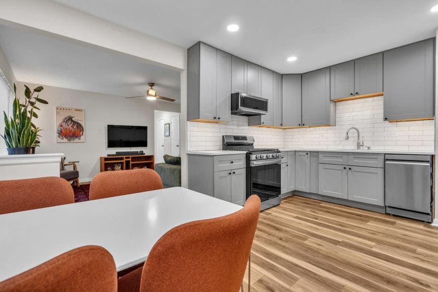 Primary Photo - 1 bedroom in Chicago IL 60630