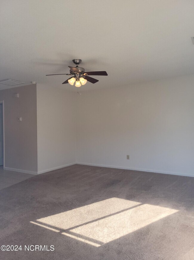 1945 Countrywood Blvd, Jacksonville, NC 28540 House Rental in