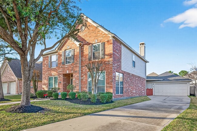 Building Photo - 8858 Distant Woods Dr