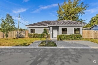 Building Photo - 2019 NW 64th Ave