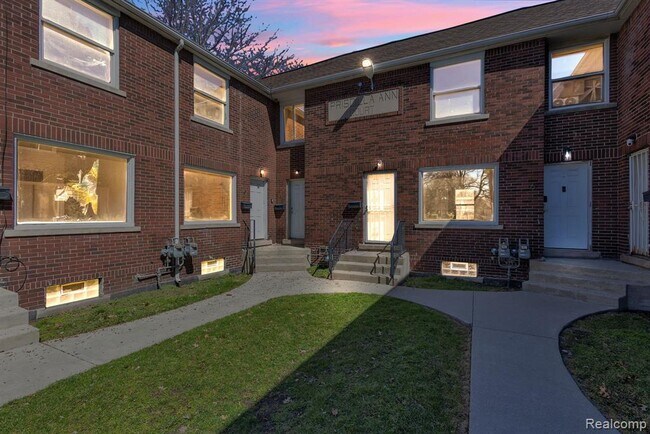 Foto del edificio - 764 Woodmere St