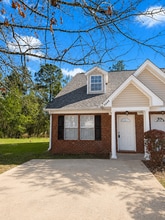Building Photo - 3089 Sawtooth Dr