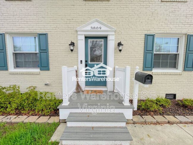 Building Photo - 3809 Stratford Rd