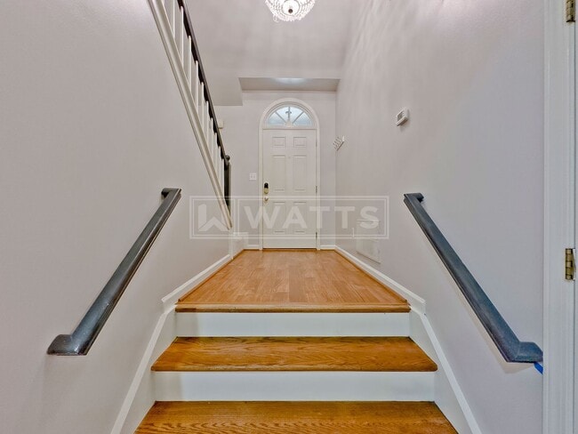 Building Photo - 2080 Stone Brook Dr