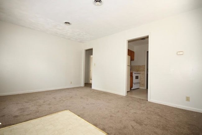 Foto del edificio - 324 W Home St