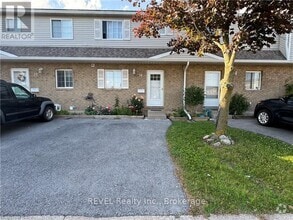 Building Photo - 8141-8141 Coventry Rd