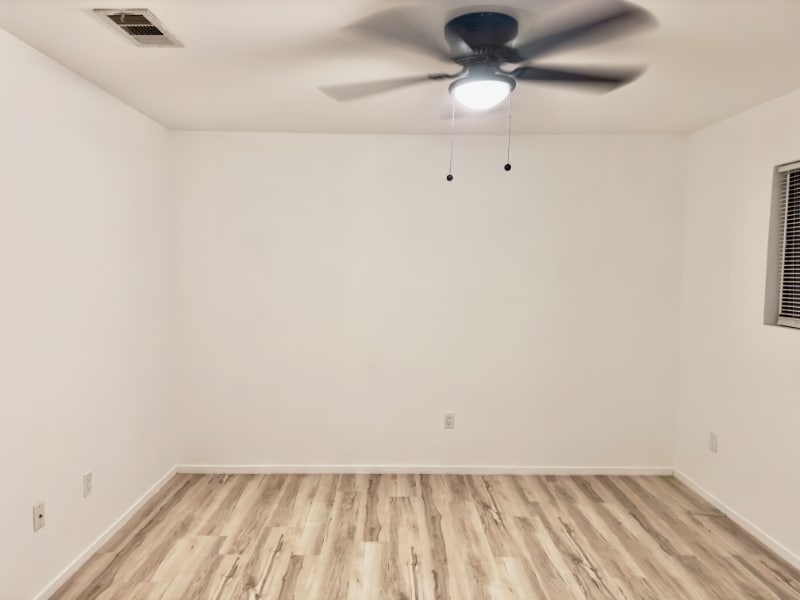 Building Photo - 1009 Nimrod Ct